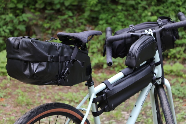 最新規格が詰まったアドベンチャーバイクとバイクパッキング